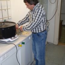 2009_12_boss_working_in_the_lab